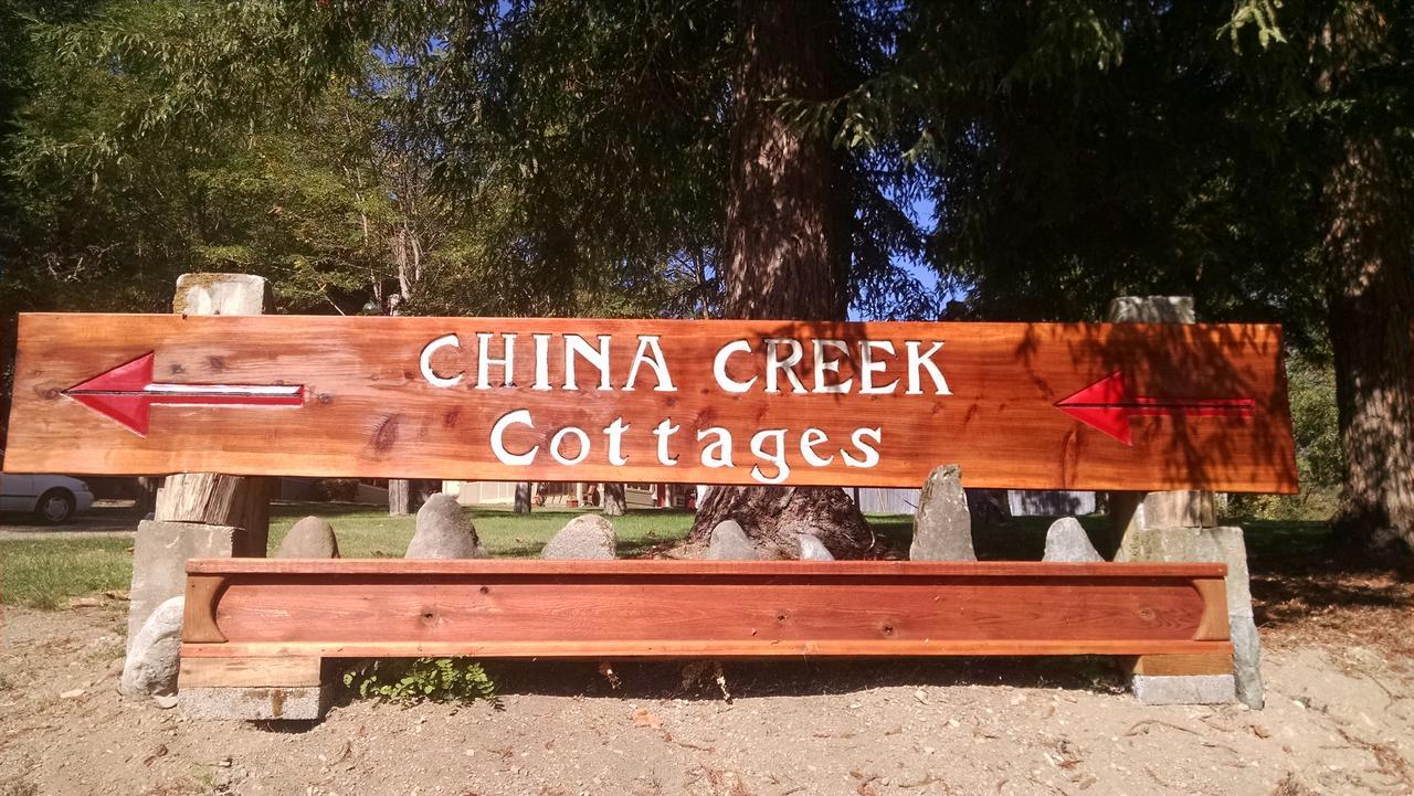 China Creek Cottages Willow Creek Экстерьер фото